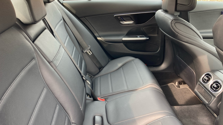 Mercedes-Benz C-Class C220d Sport 4dr 9G-Tronic Diesel Saloon